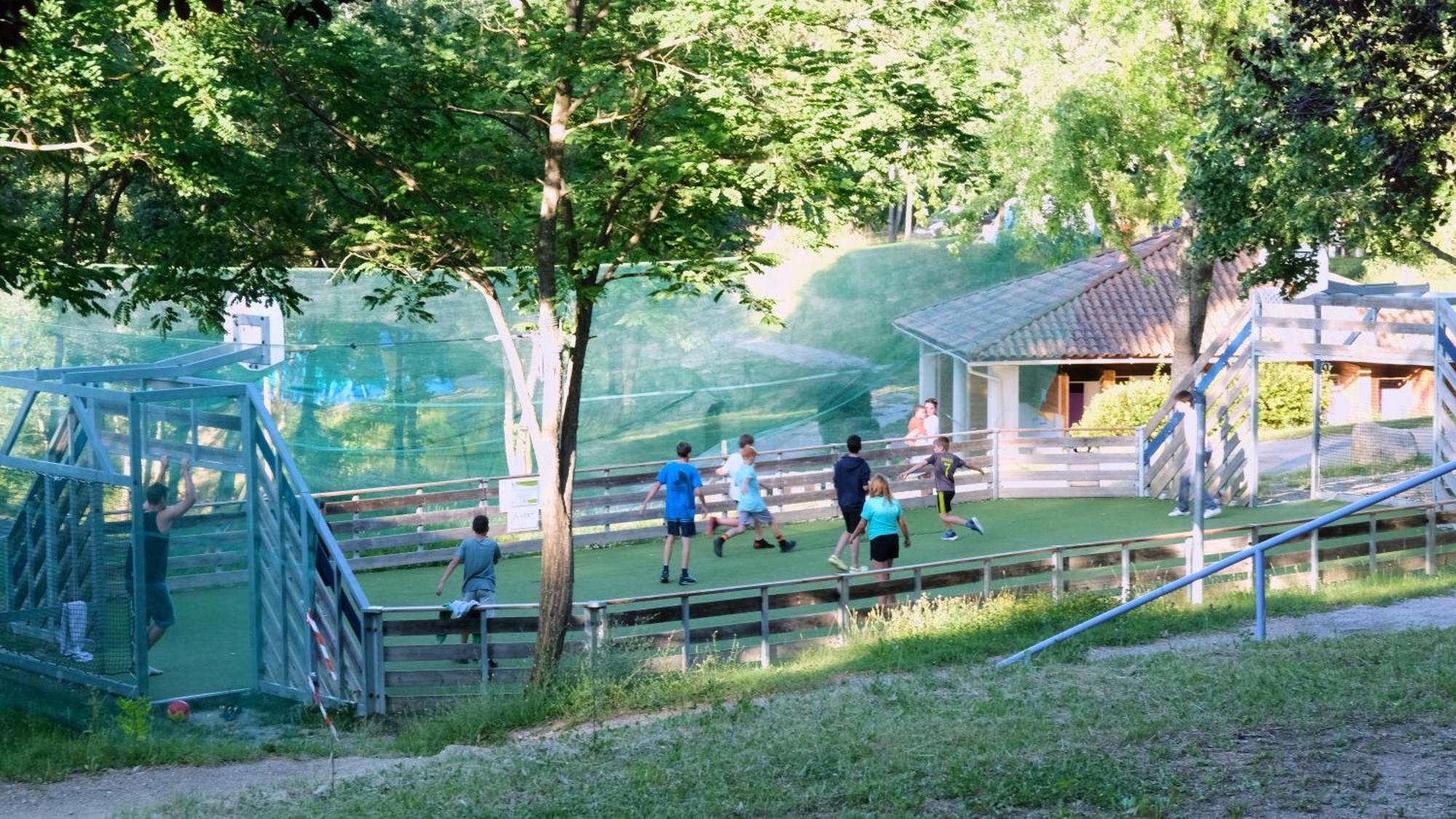 Camping Le Couriou Recoubeau-Jansac Экстерьер фото
