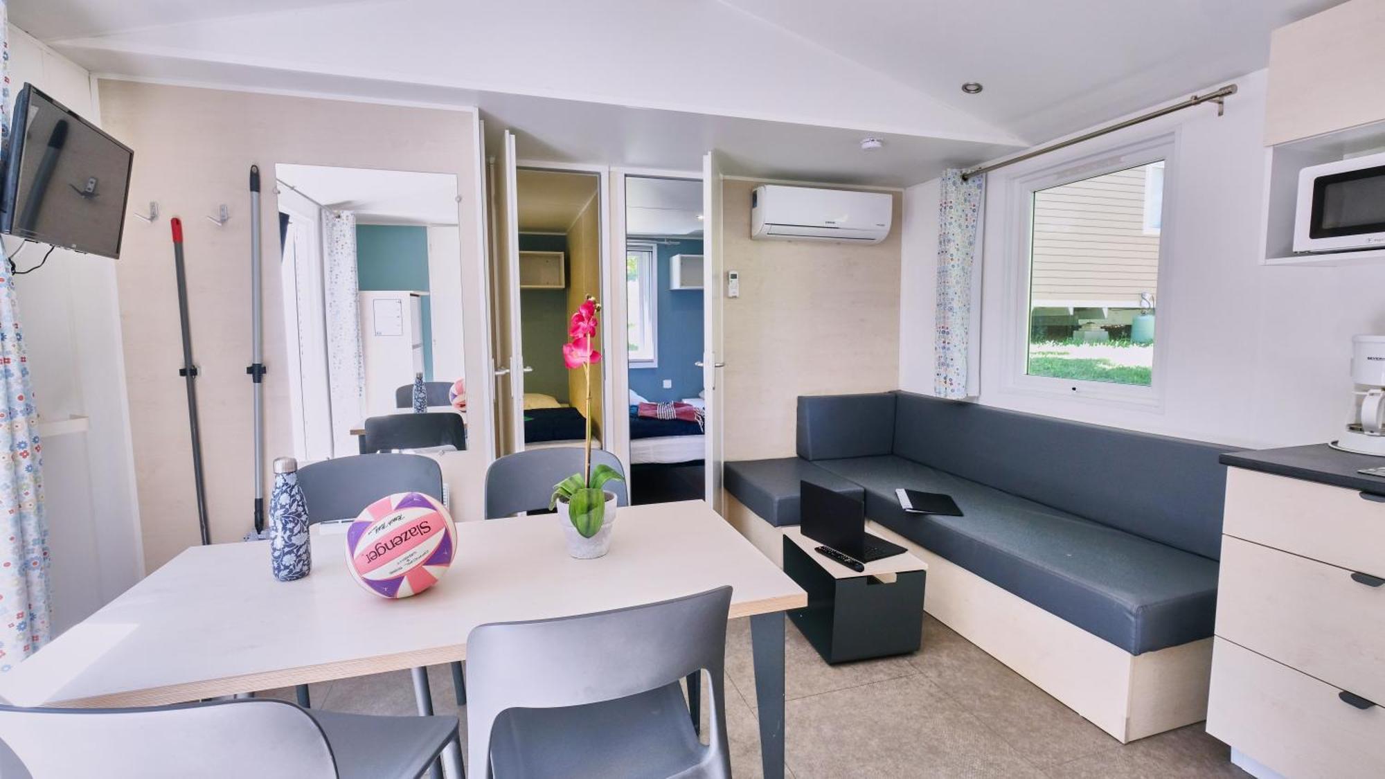 Camping Le Couriou Recoubeau-Jansac Экстерьер фото
