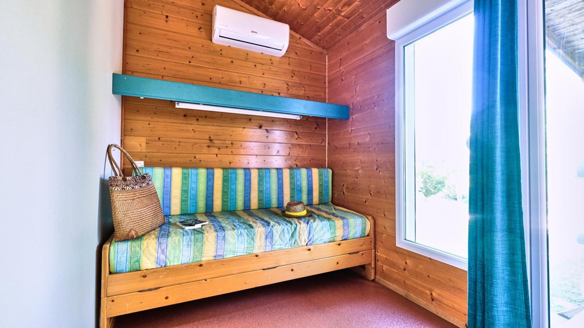 Camping Le Couriou Recoubeau-Jansac Экстерьер фото