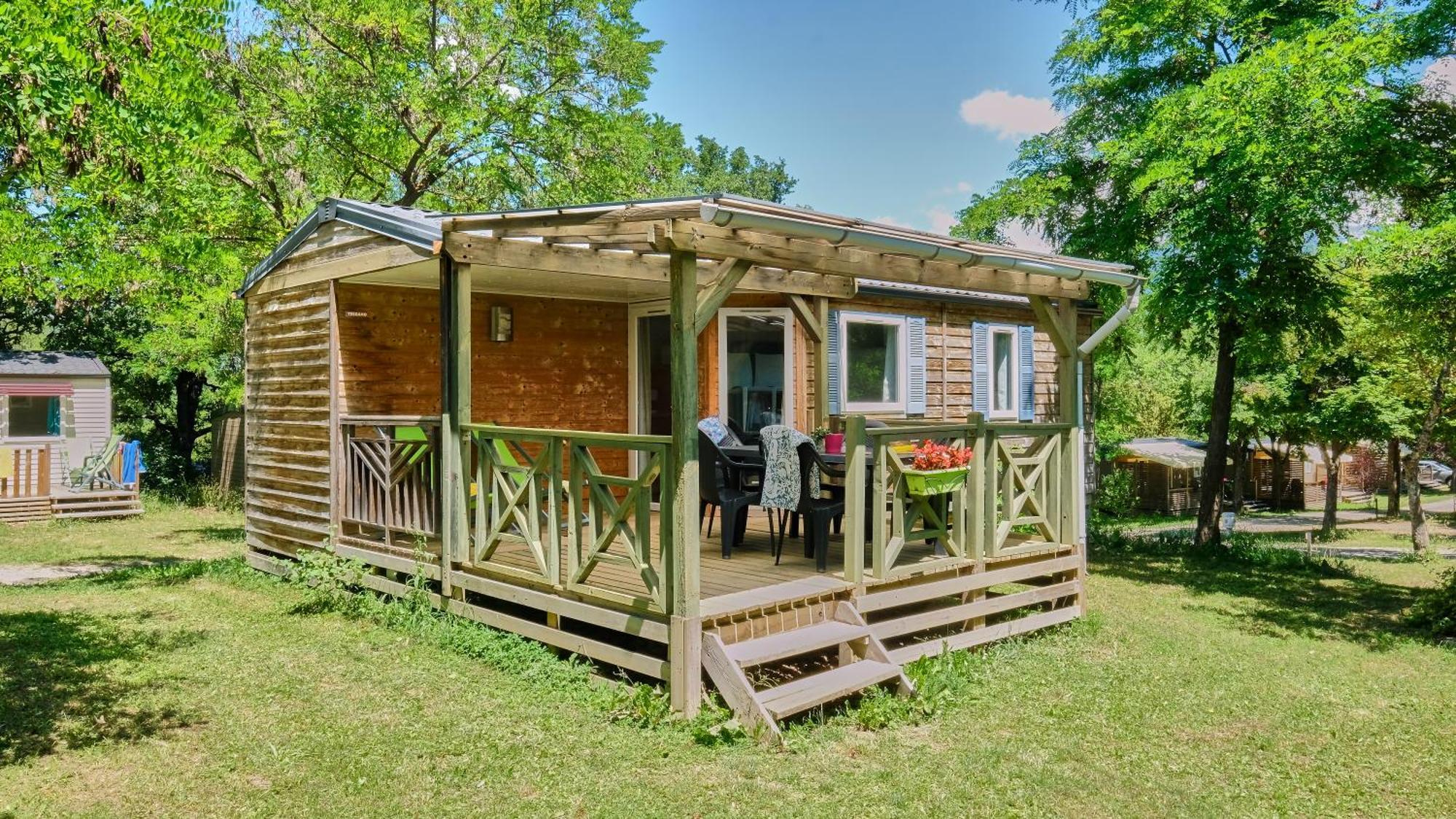 Camping Le Couriou Recoubeau-Jansac Экстерьер фото