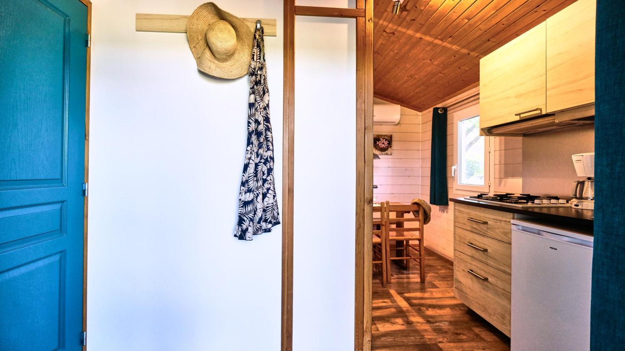 Camping Le Couriou Recoubeau-Jansac Экстерьер фото