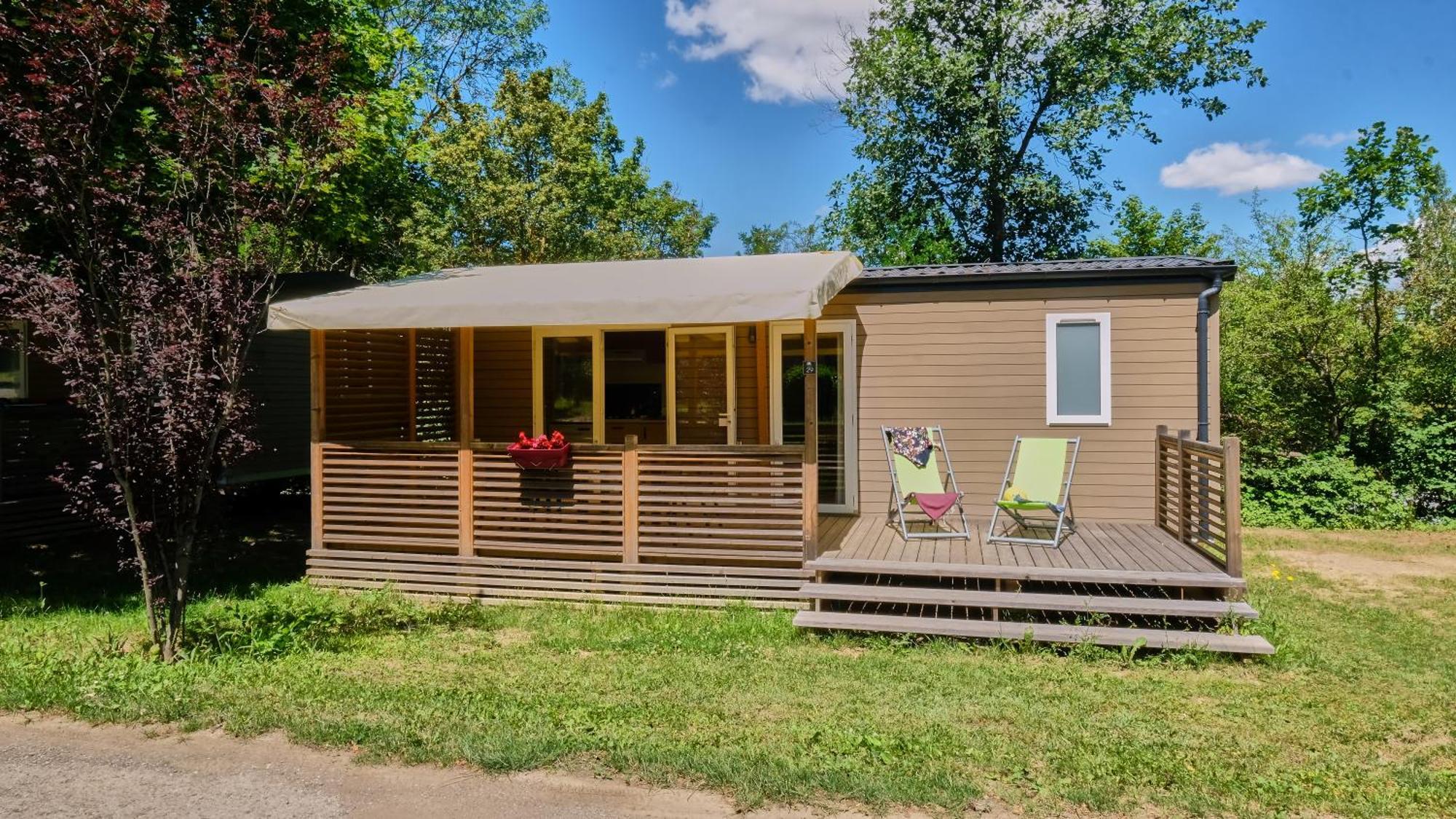 Camping Le Couriou Recoubeau-Jansac Экстерьер фото